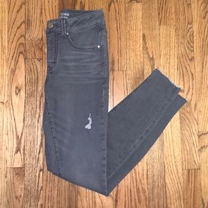 Maurices Everflex High-Rise— Stretchy Skinny Jeans (Size: 2 Regular Length)